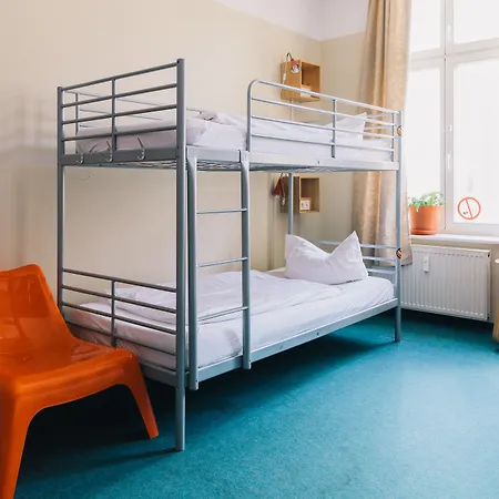 St Christopher's - Apartment